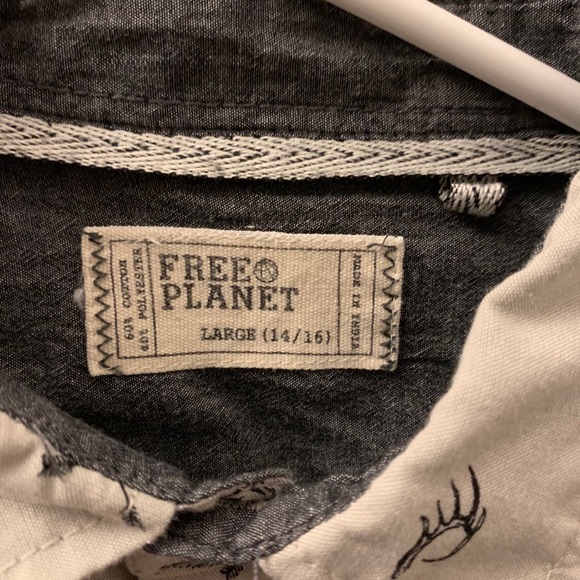 Free Planet Button Down - Picture 3 of 3